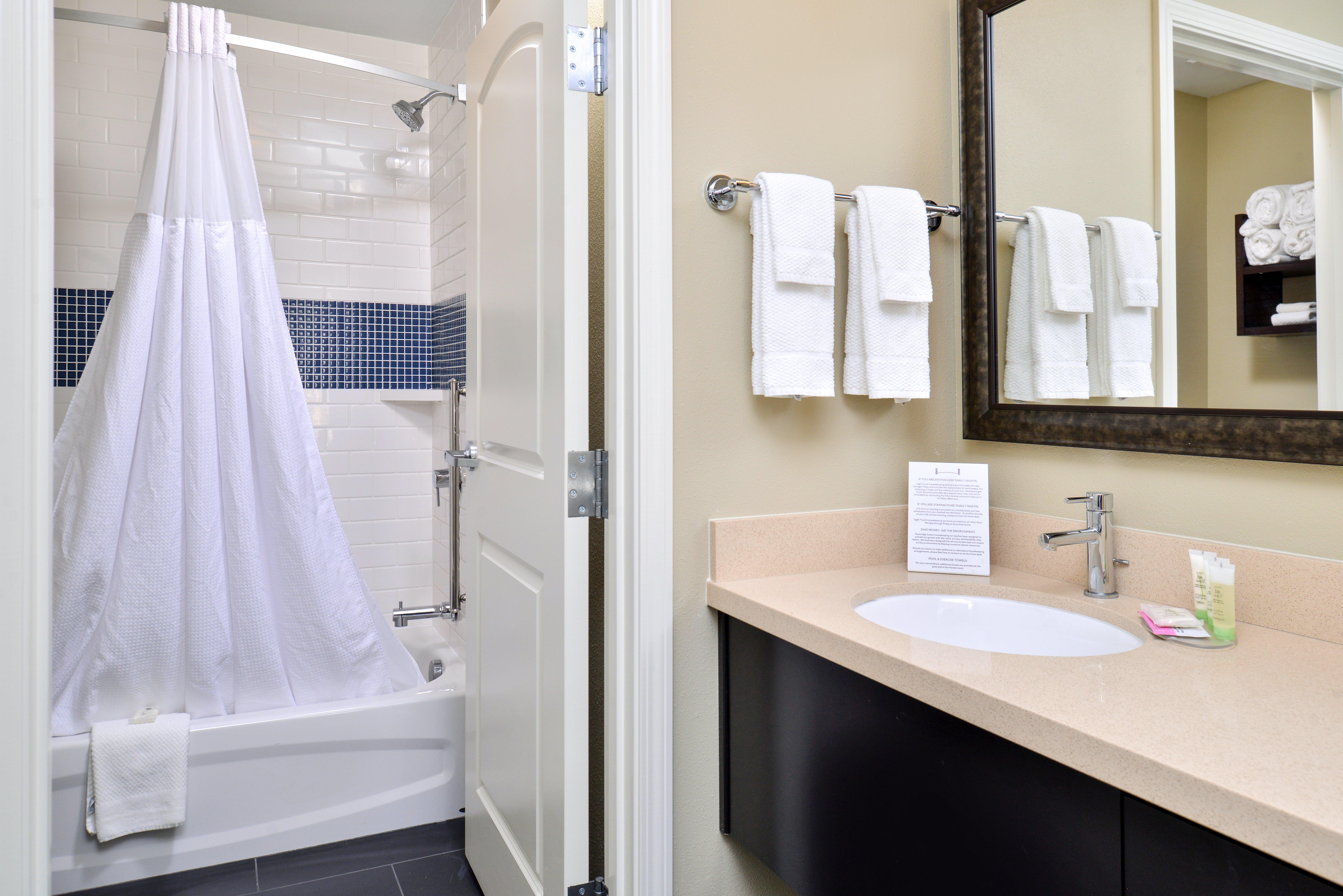 Staybridge Suites Rochester By Ihg Экстерьер фото